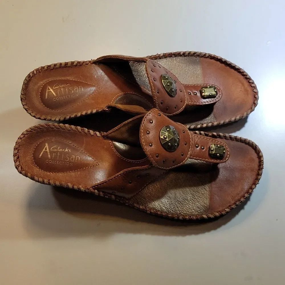 CLARKS ARTISAN COLLECTION WEDGE THONG SANDAL - Picture 9 of 13